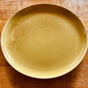 Russel Wright '59 American Modern Steubenville pottery mustard/yellow 10 " plate